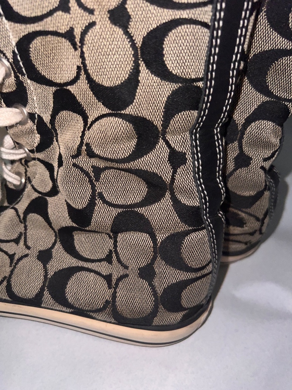 Coach logo high tops sneakers size 7.5 - Picture 6 of 13
